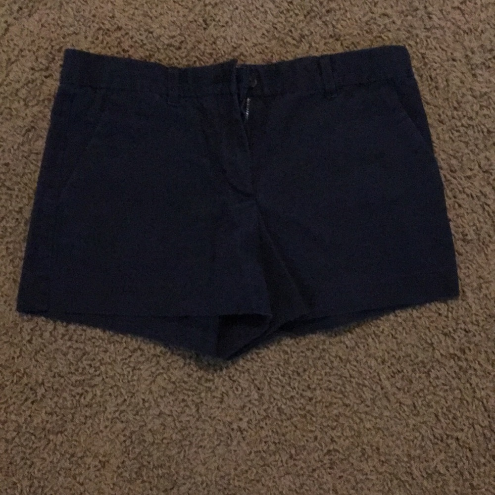 GAP navy blue shorts